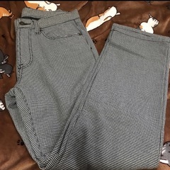 メンズ　セシール　裏起毛　スラックス　パンツ　白黒　チェックの画像