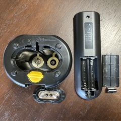 【価格相談可能】iRobot製のお掃除ロボットrumbaの黒色リモコンとバーチャルウォールのセット  の画像