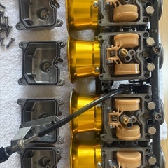 ZRX1100 キャブレター　引越しの準備のため今週まで出品予定 の画像