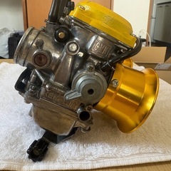 ZRX1100 キャブレター　引越しの準備のため今週まで出品予定 の画像