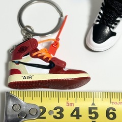 NIKEスニーカー型キーホルダー 8個セットの画像