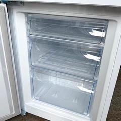 札幌市内配送可 【6ヵ月保証付き】美品 25年製 Hisense ハイセンス 175L 2ドア冷蔵庫 HR-D1701WL 左開きの画像