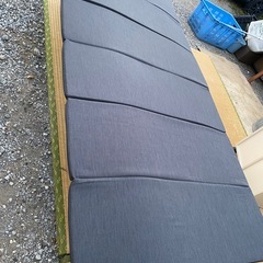 6つ折りマットレスの画像