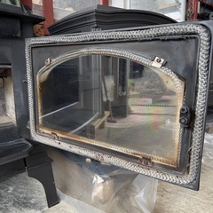 中古薪ストーブの画像