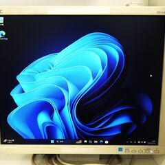 DELL Windows11 訳ありPC 半額できます SSD + WEBカメラ【メンテナンス済み】（9663555）の画像