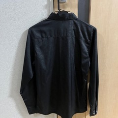 黒のワイシャツ Mサイズの画像