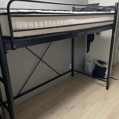 2段ベッドの画像