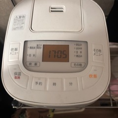 炊飯器の画像
