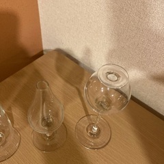 ガラス　一輪挿し、グラスの画像