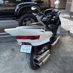 マジェスティCの画像
