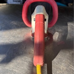 マキタ 生垣バリカン　350mm makita MUH353 100v バリカン　園芸　剪定　本体のみの画像