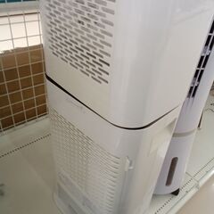 リユースのサカイ栃木店★ジモティ割あり★ IRISOHYAMA 除湿機 KIJDC-L50  21年製 動作確認／クリーニング済み TC11154の画像