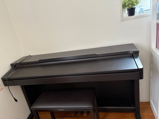 YAMAHA  電子ピアノ