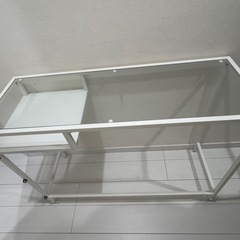 IKEA　VITTSJO ヴィットショー ラップトップテーブル　ホワイトの画像