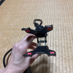 くねくね曲がるスマホホルダーの画像