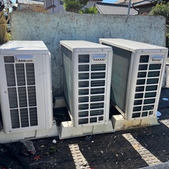 エアコンまとめ3台　リモコンとパイプ付きの画像