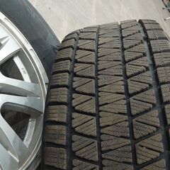 ハイラックス、プラド等　スタッドレス＆AWセットの画像