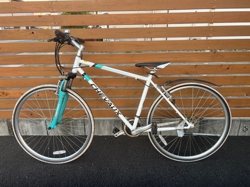 【良品】CHEVAUX クロスバイク