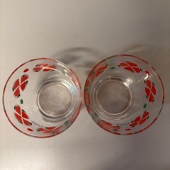 ガラスコップの画像