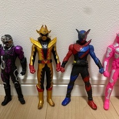 仮面ライダー　戦隊　7体セットの画像