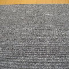日本製タイルカーペット厚み6.5㎜・１枚１４０円・在庫６４枚＜５１６０＞訳あり品の画像