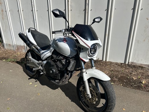 【動画あり】ホーネット250 中期　社外マフラー LED