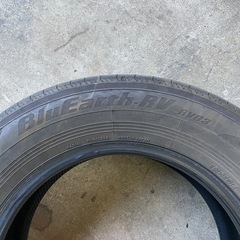 YOKOHAMA 215/65R16 タイヤ 4本セットの画像