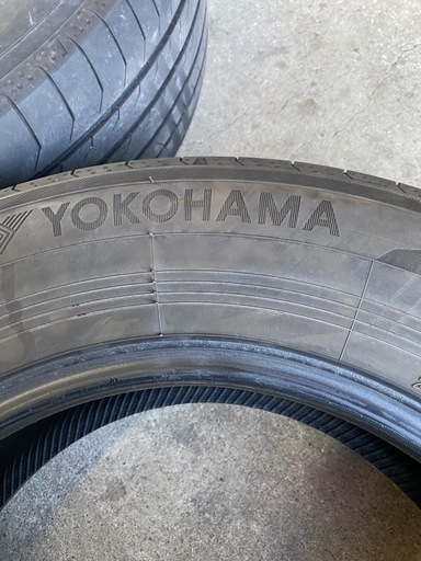 YOKOHAMA 215/65R16 タイヤ 4本セット