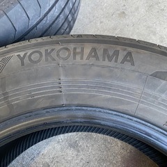 YOKOHAMA 215/65R16 タイヤ 4本セットの画像