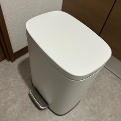 ごみ箱 ペダルペール バゲット 5Lの画像