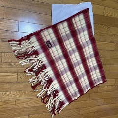 ウール100%膝掛け　未使用品の画像