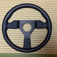 momo  モンテカルロ  320mm
 の画像