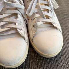 adidas スタンスミスの画像