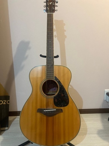弦楽器、ギター YAMAHA FS720S