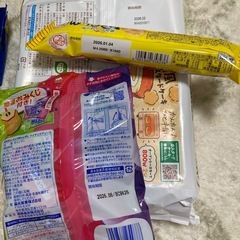 子ども　お菓子の画像