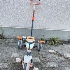 【無料】手押し棒つき　三輪車の画像
