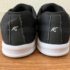 ☆美品☆スニーカー ブラック 22.5cmの画像