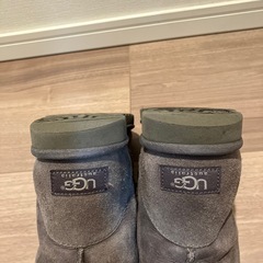値下げ！UGG ムートンブーツ　23cmの画像