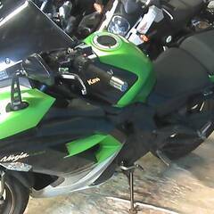 KAWASAKI ニンジャ400 黒/緑 エンジン始動動画 車検取得で乗れます 半額配送キャンペーン 現状渡し諸経費￥0- 横浜 P-Yardの画像