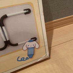サンリオ　テーブルの画像