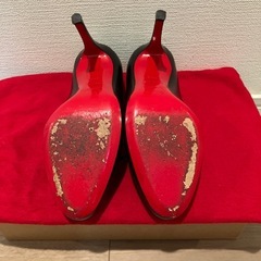 更に値下げ！クリスチャンルブタン　パンプス　34.5(22.5相当)の画像