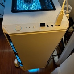 美品　自作ゲーミングPC キーボード付き　Ryzen 5の画像