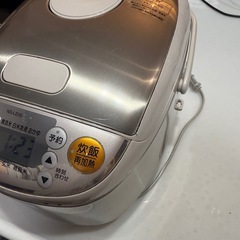 象印 炊飯器 ３合 ZOJIRUSHIの画像