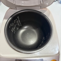 象印 炊飯器 ３合 ZOJIRUSHIの画像