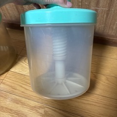 漬物器　２個の画像