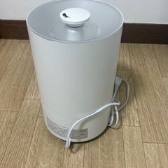 3回ほど使用のみ、ブリッサ（Brissa） BDKC403WH 超音波式加湿器【上部給水タイプ】 ホワイトの画像