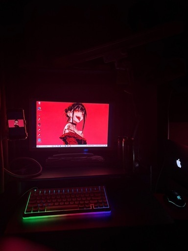 富士通モニターとスマホの画面をモニターに映すケーブルとHDMI変換き器