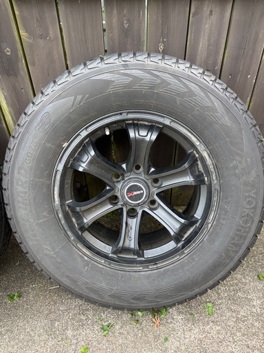 ホイール付きスタッドレスタイヤ