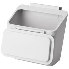 【IKEA SKOLÄST 蓋つきゴミ箱 】キッチン扉に！据え置きも便利ですの画像