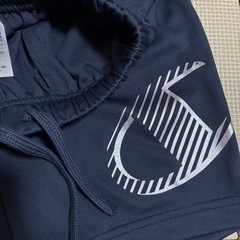 新品タグ付✨チャンピオン✨キッズ150サイズ✨子供服✨男児✨ハーフパンツ✨ボトムス
の画像